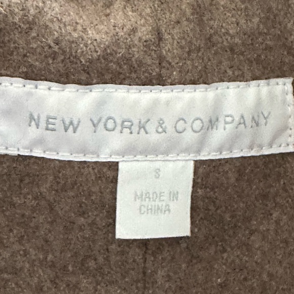 New York & Company brown wool peacoat, size small, smoke free home - Picture 4 of 4